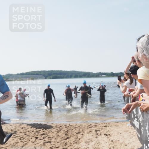 22.06.2025 - Viking Triathlon MichiJ http://msf.ph/oto/8066552 22.06.2025 10:34:33 Schwimmen 114, 247, 284, 306, 323, 341, 366, 430, 486, 520, 546, 550 meine-sportfotos.de