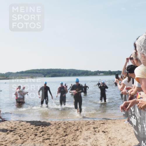 22.06.2025 - Viking Triathlon MichiJ http://msf.ph/oto/8066555 22.06.2025 10:34:34 Schwimmen 114, 247, 284, 306, 323, 341, 366, 430, 520, 546, 550 meine-sportfotos.de