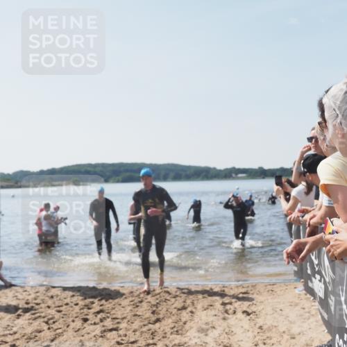 22.06.2025 - Viking Triathlon MichiJ http://msf.ph/oto/8066562 22.06.2025 10:34:35 Schwimmen 114, 247, 284, 306, 323, 341, 366, 430, 520, 546, 550 meine-sportfotos.de