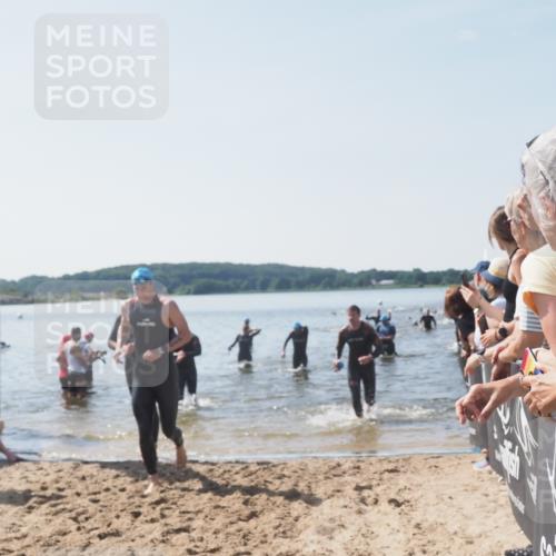 22.06.2025 - Viking Triathlon MichiJ http://msf.ph/oto/8066576 22.06.2025 10:34:37 Schwimmen 114, 247, 284, 306, 323, 341, 366, 430, 520, 546, 550 meine-sportfotos.de