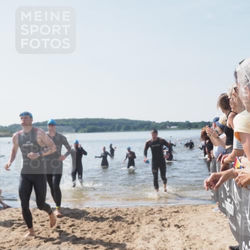 22.06.2025 - Viking Triathlon MichiJ http://msf.ph/oto/8066582 22.06.2025 10:34:37 Schwimmen 114, 247, 284, 306, 323, 341, 366, 430, 520, 546, 550 meine-sportfotos.de
