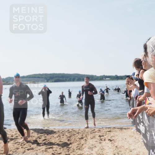 22.06.2025 - Viking Triathlon MichiJ http://msf.ph/oto/8066587 22.06.2025 10:34:38 Schwimmen 77, 114, 247, 284, 306, 323, 341, 366, 430, 546, 550 meine-sportfotos.de