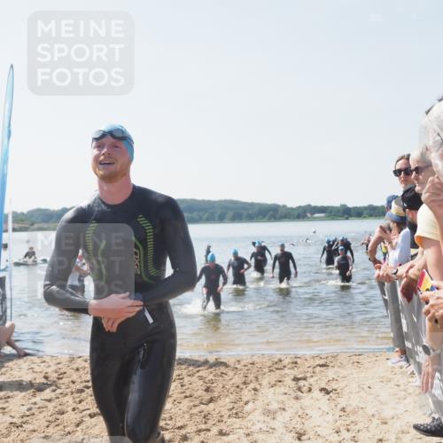 22.06.2025 - Viking Triathlon MichiJ http://msf.ph/oto/8066638 22.06.2025 10:34:54 Schwimmen 17, 43, 77, 161, 434, 475, 495, 548, 550 meine-sportfotos.de