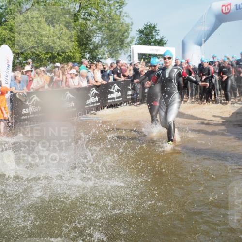 22.06.2025 - Viking Triathlon KatJ http://msf.ph/oto/8066641 22.06.2025 10:07:23 Schwimmen 155, 201, 202, 223, 235, 256, 267, 273, 317, 326, 333, 343, 421, 425, 463, 531, 637 meine-sportfotos.de