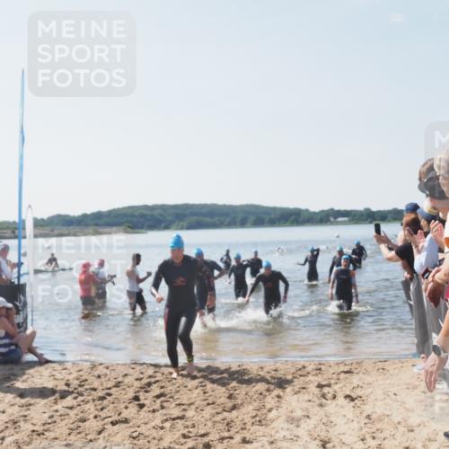 22.06.2025 - Viking Triathlon MichiJ http://msf.ph/oto/8066642 22.06.2025 10:34:58 Schwimmen 17, 43, 77, 157, 161, 434, 475, 495, 548, 660 meine-sportfotos.de
