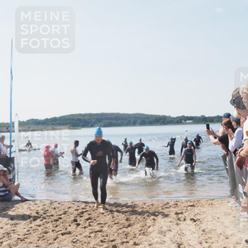 22.06.2025 - Viking Triathlon MichiJ http://msf.ph/oto/8066644 22.06.2025 10:34:58 Schwimmen 17, 43, 77, 157, 161, 434, 475, 495, 548, 660 meine-sportfotos.de