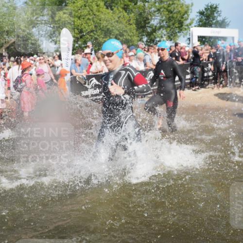 22.06.2025 - Viking Triathlon KatJ http://msf.ph/oto/8066654 22.06.2025 10:07:24 Schwimmen 155, 213, 235, 256, 267, 273, 317, 326, 333, 342, 343, 353, 421, 425, 531 meine-sportfotos.de