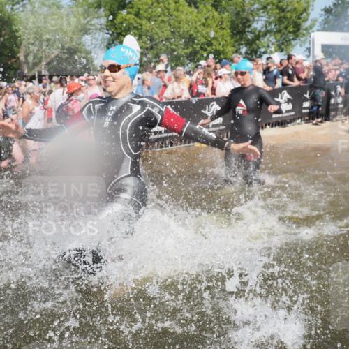 22.06.2025 - Viking Triathlon KatJ http://msf.ph/oto/8066659 22.06.2025 10:07:24 Schwimmen 155, 213, 235, 256, 267, 273, 317, 326, 333, 342, 343, 353, 421, 425, 531 meine-sportfotos.de