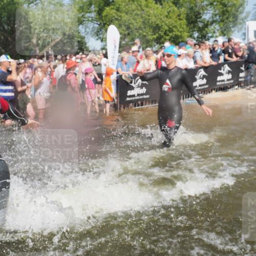 22.06.2025 - Viking Triathlon KatJ http://msf.ph/oto/8066668 22.06.2025 10:07:25 Schwimmen 155, 213, 235, 256, 267, 273, 317, 326, 333, 342, 343, 353, 421, 425, 531 meine-sportfotos.de