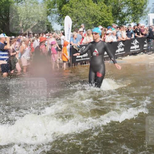 22.06.2025 - Viking Triathlon KatJ http://msf.ph/oto/8066671 22.06.2025 10:07:25 Schwimmen 155, 213, 235, 256, 267, 273, 317, 326, 333, 342, 343, 353, 421, 425, 531 meine-sportfotos.de