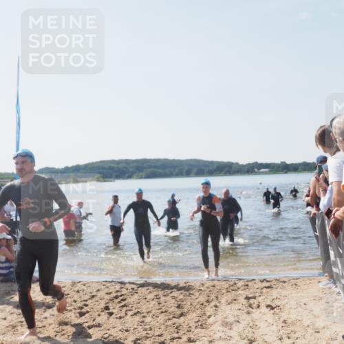 22.06.2025 - Viking Triathlon MichiJ http://msf.ph/oto/8066680 22.06.2025 10:35:03 Schwimmen 17, 43, 139, 157, 161, 434, 475, 495, 548, 660 meine-sportfotos.de