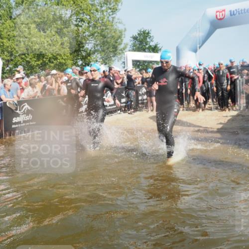 22.06.2025 - Viking Triathlon KatJ http://msf.ph/oto/8066701 22.06.2025 10:07:28 Schwimmen 155, 213, 235, 256, 267, 273, 317, 333, 342, 343, 353, 421, 425, 531 meine-sportfotos.de