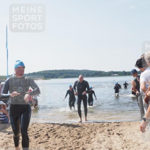 22.06.2025 - Viking Triathlon MichiJ http://msf.ph/oto/8066708 22.06.2025 10:35:06 Schwimmen 17, 43, 139, 157, 296, 365, 475, 495, 548, 660 meine-sportfotos.de