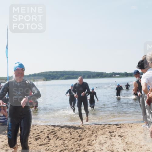 22.06.2025 - Viking Triathlon MichiJ http://msf.ph/oto/8066710 22.06.2025 10:35:06 Schwimmen 17, 43, 139, 157, 296, 365, 475, 495, 548, 660 meine-sportfotos.de