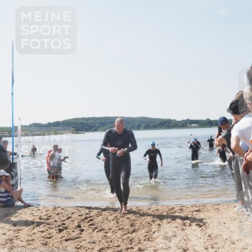 22.06.2025 - Viking Triathlon MichiJ http://msf.ph/oto/8066713 22.06.2025 10:35:07 Schwimmen 139, 157, 296, 365, 475, 495, 548, 660 meine-sportfotos.de