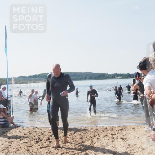 22.06.2025 - Viking Triathlon MichiJ http://msf.ph/oto/8066719 22.06.2025 10:35:09 Schwimmen 139, 157, 204, 296, 365, 475, 495, 548, 660 meine-sportfotos.de