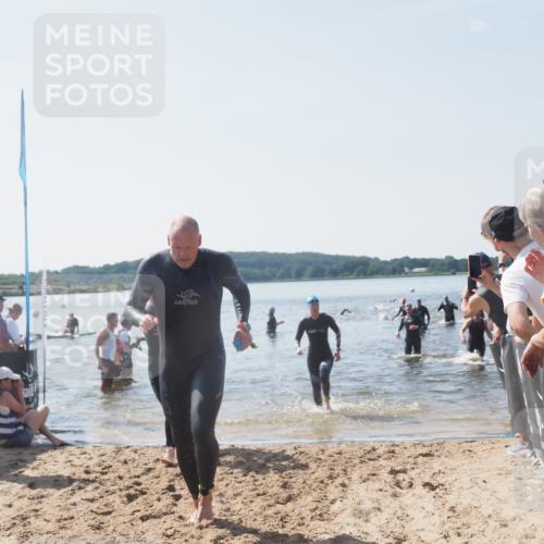 22.06.2025 - Viking Triathlon MichiJ http://msf.ph/oto/8066721 22.06.2025 10:35:09 Schwimmen 139, 157, 204, 296, 365, 475, 495, 548, 660 meine-sportfotos.de