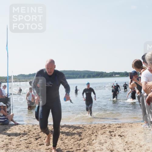 22.06.2025 - Viking Triathlon MichiJ http://msf.ph/oto/8066724 22.06.2025 10:35:09 Schwimmen 139, 157, 204, 296, 365, 475, 495, 548, 660 meine-sportfotos.de