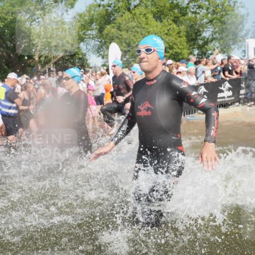 22.06.2025 - Viking Triathlon KatJ http://msf.ph/oto/8066728 22.06.2025 10:07:30 Schwimmen 23, 121, 155, 213, 235, 256, 270, 285, 317, 342, 343, 353, 421, 476, 484, 531 meine-sportfotos.de