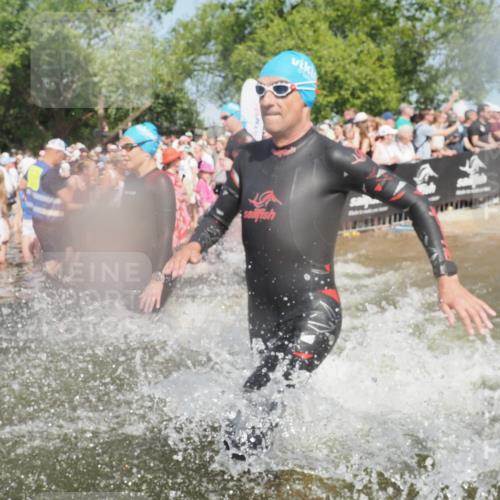 22.06.2025 - Viking Triathlon KatJ http://msf.ph/oto/8066731 22.06.2025 10:07:30 Schwimmen 23, 121, 155, 213, 235, 256, 270, 285, 317, 342, 343, 353, 421, 476, 484, 531 meine-sportfotos.de