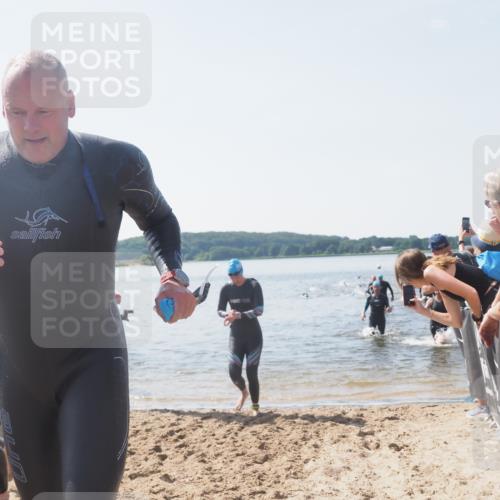 22.06.2025 - Viking Triathlon MichiJ http://msf.ph/oto/8066733 22.06.2025 10:35:10 Schwimmen 139, 157, 204, 296, 365, 475, 495, 508, 660 meine-sportfotos.de