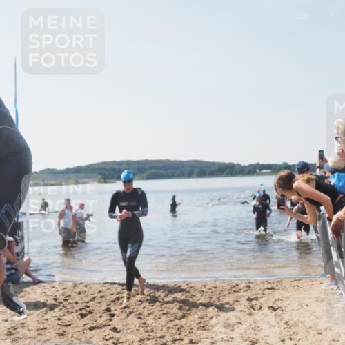 22.06.2025 - Viking Triathlon MichiJ http://msf.ph/oto/8066735 22.06.2025 10:35:11 Schwimmen 139, 157, 204, 296, 365, 495, 508, 660 meine-sportfotos.de
