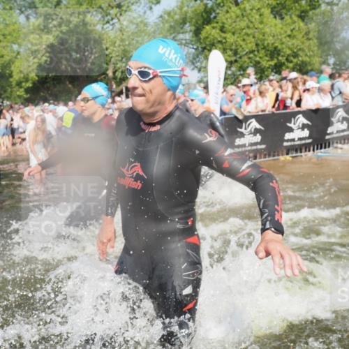 22.06.2025 - Viking Triathlon KatJ http://msf.ph/oto/8066737 22.06.2025 10:07:30 Schwimmen 23, 121, 155, 213, 235, 256, 270, 285, 317, 342, 343, 353, 421, 476, 484, 531 meine-sportfotos.de