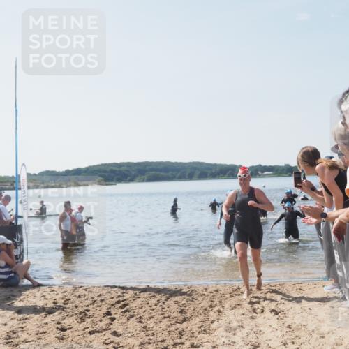 22.06.2025 - Viking Triathlon MichiJ http://msf.ph/oto/8066743 22.06.2025 10:35:15 Schwimmen 139, 157, 204, 296, 365, 508, 632, 660 meine-sportfotos.de
