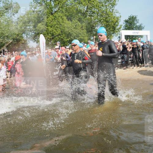 22.06.2025 - Viking Triathlon KatJ http://msf.ph/oto/8066765 22.06.2025 10:07:35 Schwimmen 23, 121, 143, 213, 235, 270, 285, 317, 342, 353, 363, 436, 476, 484, 547, 615, 621 meine-sportfotos.de