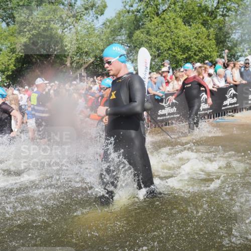 22.06.2025 - Viking Triathlon KatJ http://msf.ph/oto/8066781 22.06.2025 10:07:36 Schwimmen 23, 121, 143, 213, 235, 270, 285, 317, 342, 353, 363, 436, 476, 484, 547, 615, 621 meine-sportfotos.de