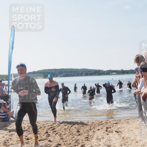22.06.2025 - Viking Triathlon MichiJ http://msf.ph/oto/8066811 22.06.2025 10:35:25 Schwimmen 107, 127, 204, 296, 320, 365, 395, 415, 482, 508, 632 meine-sportfotos.de