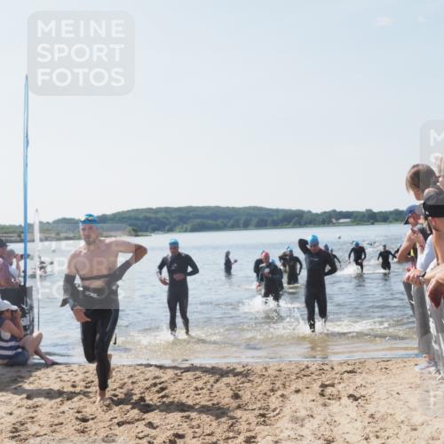 22.06.2025 - Viking Triathlon MichiJ http://msf.ph/oto/8066814 22.06.2025 10:35:26 Schwimmen 107, 127, 134, 204, 296, 320, 365, 395, 415, 482, 508, 602, 632 meine-sportfotos.de