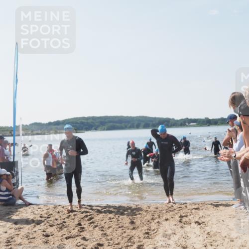 22.06.2025 - Viking Triathlon MichiJ http://msf.ph/oto/8066830 22.06.2025 10:35:28 Schwimmen 62, 107, 127, 134, 204, 320, 395, 415, 482, 508, 602, 632 meine-sportfotos.de