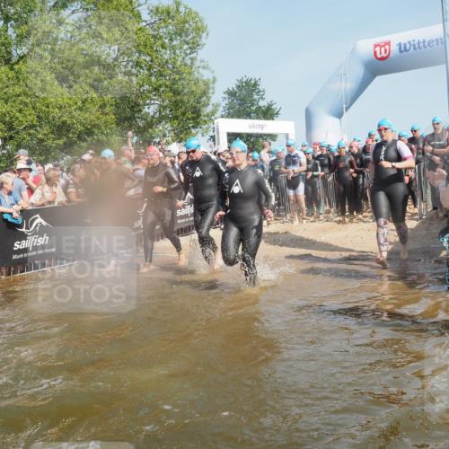 22.06.2025 - Viking Triathlon KatJ http://msf.ph/oto/8066841 22.06.2025 10:07:43 Schwimmen 16, 23, 102, 121, 143, 263, 270, 285, 363, 372, 436, 476, 477, 484, 503, 547, 615, 621, 624 meine-sportfotos.de