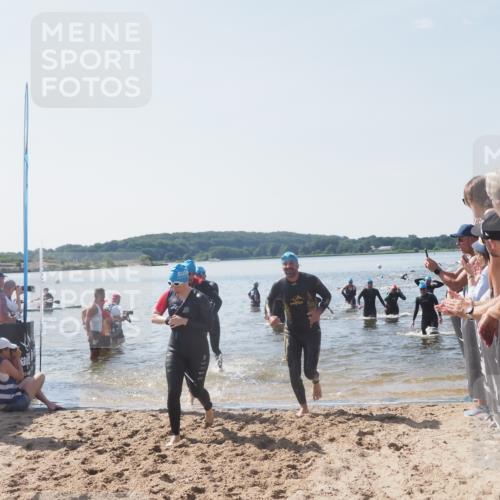 22.06.2025 - Viking Triathlon MichiJ http://msf.ph/oto/8066855 22.06.2025 10:35:35 Schwimmen 20, 47, 62, 107, 127, 134, 154, 320, 395, 415, 482, 602 meine-sportfotos.de
