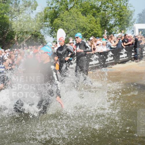 22.06.2025 - Viking Triathlon KatJ http://msf.ph/oto/8066867 22.06.2025 10:07:44 Schwimmen 16, 76, 95, 102, 121, 143, 263, 270, 285, 363, 372, 436, 453, 477, 484, 503, 547, 615, 621, 624 meine-sportfotos.de