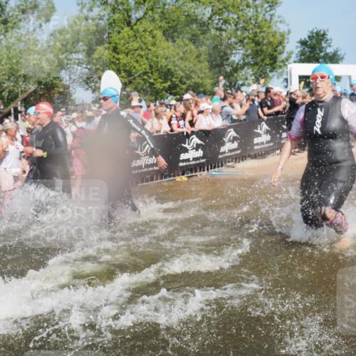22.06.2025 - Viking Triathlon KatJ http://msf.ph/oto/8066872 22.06.2025 10:07:44 Schwimmen 16, 76, 95, 102, 121, 143, 263, 270, 285, 363, 372, 436, 453, 477, 484, 503, 547, 615, 621, 624 meine-sportfotos.de