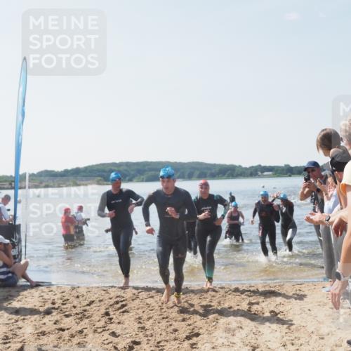 22.06.2025 - Viking Triathlon MichiJ http://msf.ph/oto/8066899 22.06.2025 10:35:45 Schwimmen 20, 47, 62, 134, 154, 265, 415, 552, 602 meine-sportfotos.de