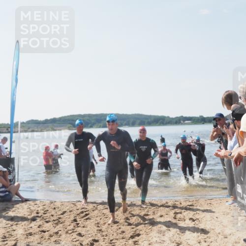 22.06.2025 - Viking Triathlon MichiJ http://msf.ph/oto/8066900 22.06.2025 10:35:45 Schwimmen 20, 47, 62, 134, 154, 265, 415, 552, 602 meine-sportfotos.de