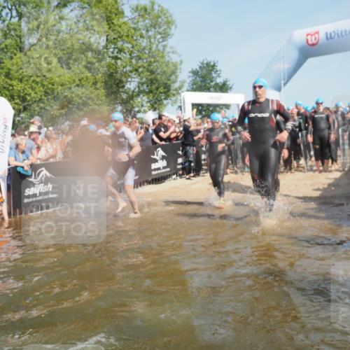 22.06.2025 - Viking Triathlon KatJ http://msf.ph/oto/8066901 22.06.2025 10:07:48 Schwimmen 16, 76, 95, 102, 143, 263, 292, 363, 372, 436, 453, 477, 503, 547, 621, 624, 650 meine-sportfotos.de