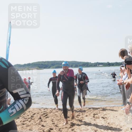 22.06.2025 - Viking Triathlon MichiJ http://msf.ph/oto/8066916 22.06.2025 10:35:48 Schwimmen 20, 47, 62, 154, 265, 552 meine-sportfotos.de