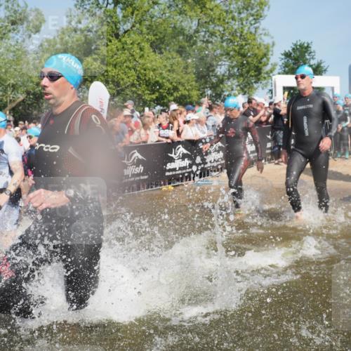 22.06.2025 - Viking Triathlon KatJ http://msf.ph/oto/8066926 22.06.2025 10:07:49 Schwimmen 16, 31, 76, 95, 102, 130, 143, 263, 292, 372, 453, 477, 503, 624, 650 meine-sportfotos.de