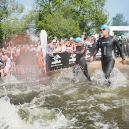 22.06.2025 - Viking Triathlon KatJ http://msf.ph/oto/8066938 22.06.2025 10:07:50 Schwimmen 16, 31, 76, 95, 102, 130, 263, 292, 372, 453, 477, 503, 624, 650 meine-sportfotos.de