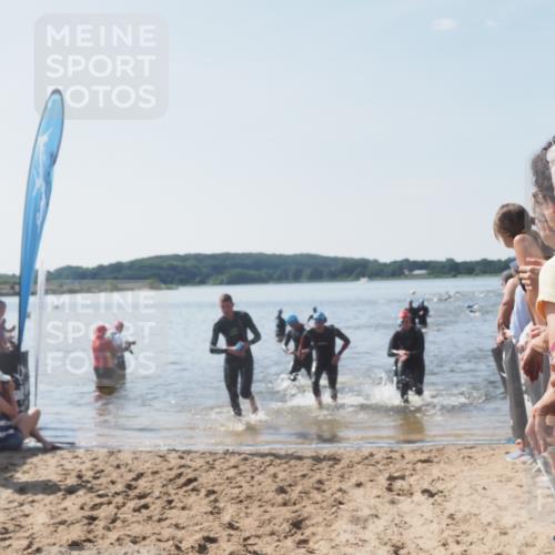 22.06.2025 - Viking Triathlon MichiJ http://msf.ph/oto/8066951 22.06.2025 10:36:08 Schwimmen 19, 313, 334, 377, 407, 448, 636 meine-sportfotos.de