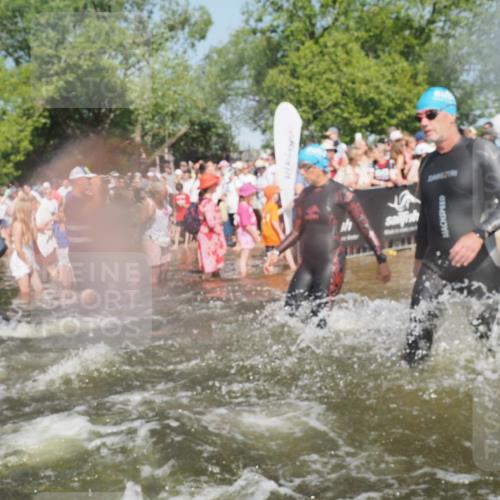 22.06.2025 - Viking Triathlon KatJ http://msf.ph/oto/8066952 22.06.2025 10:07:51 Schwimmen 16, 31, 76, 95, 102, 130, 263, 292, 372, 453, 477, 503, 624, 650 meine-sportfotos.de