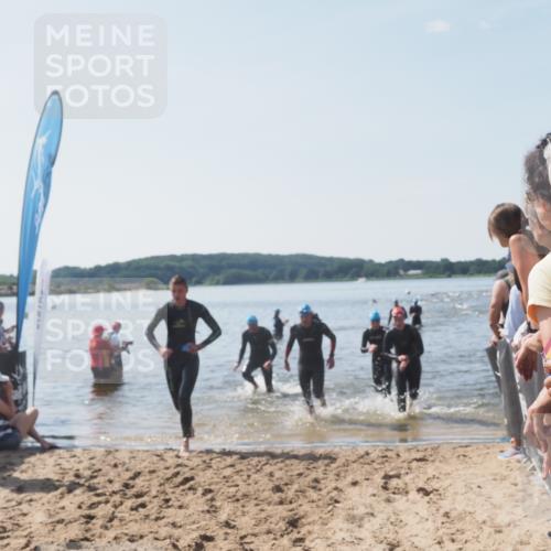 22.06.2025 - Viking Triathlon MichiJ http://msf.ph/oto/8066960 22.06.2025 10:36:09 Schwimmen 19, 313, 334, 377, 407, 448, 636 meine-sportfotos.de