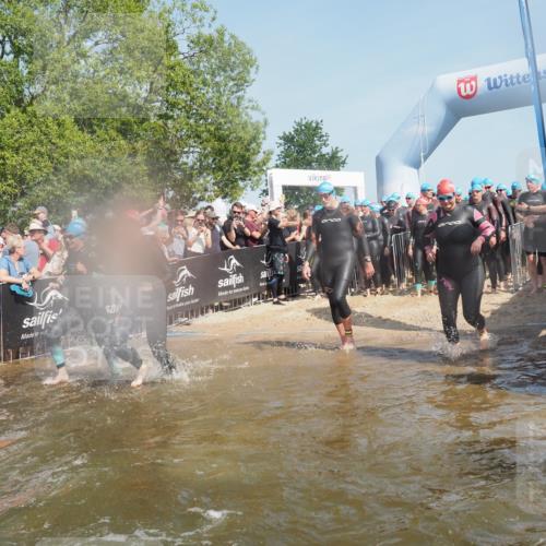 22.06.2025 - Viking Triathlon KatJ http://msf.ph/oto/8066965 22.06.2025 10:07:53 Schwimmen 31, 76, 95, 102, 130, 263, 292, 372, 453, 477, 503, 624, 650 meine-sportfotos.de