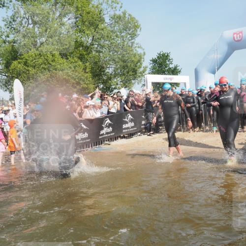 22.06.2025 - Viking Triathlon KatJ http://msf.ph/oto/8066970 22.06.2025 10:07:54 Schwimmen 31, 76, 95, 130, 292, 308, 372, 412, 452, 453, 477, 523, 647, 650 meine-sportfotos.de
