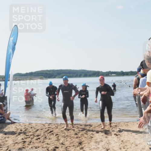22.06.2025 - Viking Triathlon MichiJ http://msf.ph/oto/8066972 22.06.2025 10:36:11 Schwimmen 19, 101, 313, 334, 377, 407, 448, 636 meine-sportfotos.de