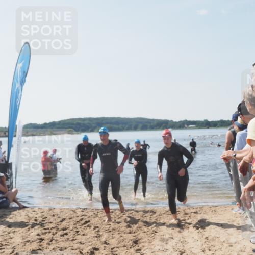 22.06.2025 - Viking Triathlon MichiJ http://msf.ph/oto/8066974 22.06.2025 10:36:11 Schwimmen 19, 101, 313, 334, 377, 407, 448, 636 meine-sportfotos.de